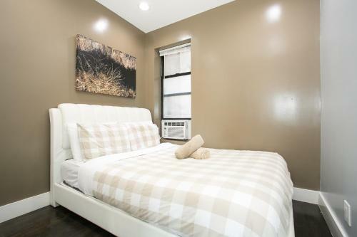 Harlem: Renovated Apartments