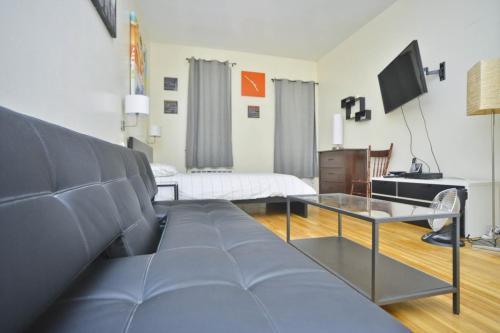337 East Apartment #232479 Apts