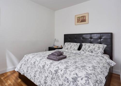 Sunny Apartment In Chelsea