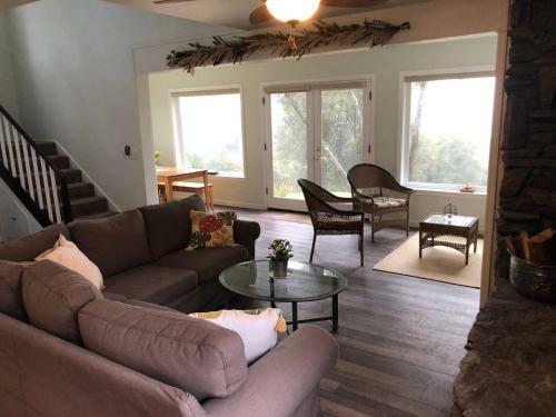 Apartamento Hillside Cottage Retreat
