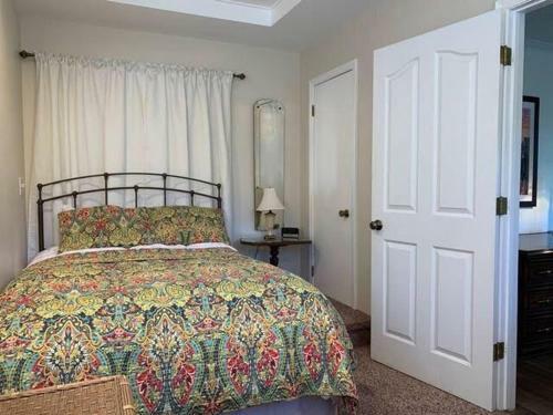 Apartamento Hillside Cottage Retreat