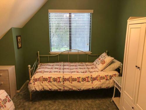 Apartamento Hillside Cottage Retreat