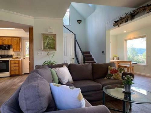Apartamento Hillside Cottage Retreat