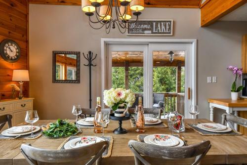 The Quarterdeck Four-bedroom Holiday Home