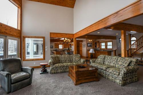 American Dream Five-bedroom Holiday Home