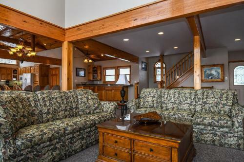 American Dream Five-bedroom Holiday Home