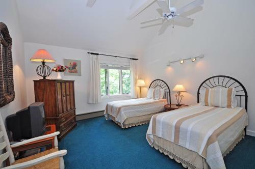 Sunrise Four-bedroom Holiday Home
