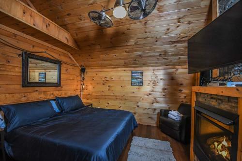 Lakestar Chalet Five-bedroom Holiday Home