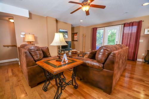 Strawberry Fields Three-bedroom Holiday Home
