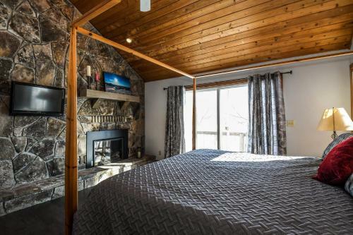 Solar Delight Five-bedroom Holiday Home