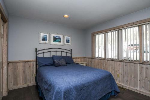 Solar Delight Five-bedroom Holiday Home