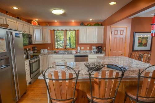American Pride Five-bedroom Holiday Home