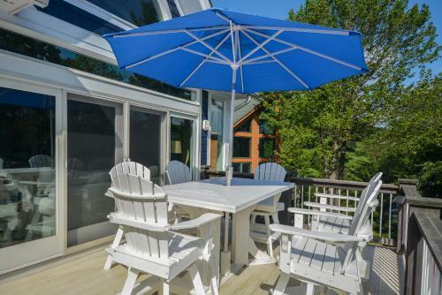 Jewel In Paradise Five-bedroom Holiday Home