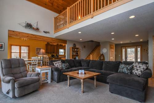 Fancy Free Four-bedroom Holiday Home