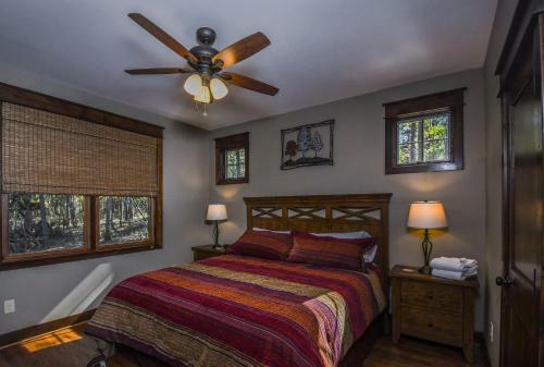 Once In A Blue Moon Five-bedroom Holiday Home