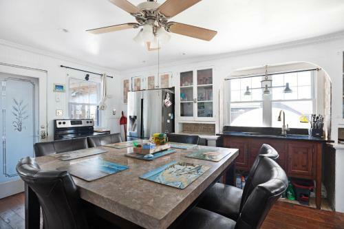 34 Champlain Penthouse