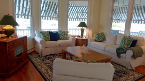 Oc34 Beach Road