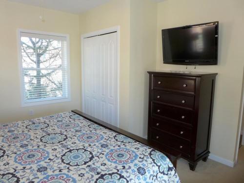 Oc822 Wesley Ave-2
