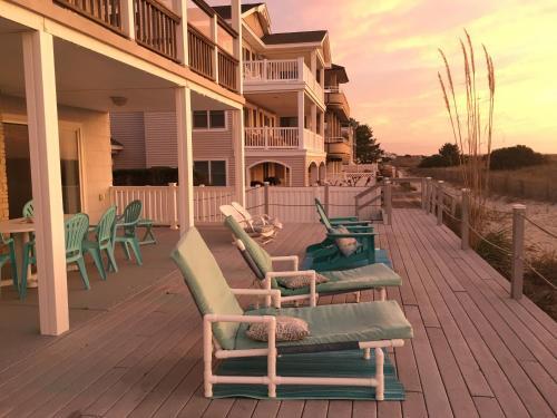 Beachfront Shabby Chic Luxury Home