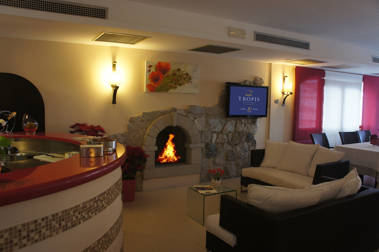 Hotel Tropis
