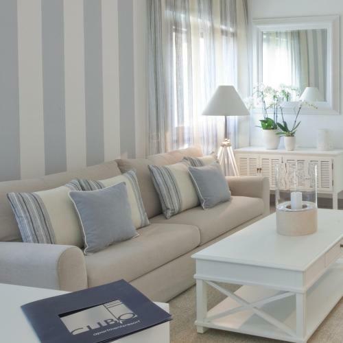 Cubo Apartments