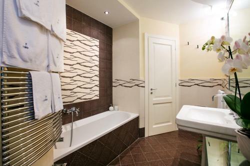 Cubo Apartments