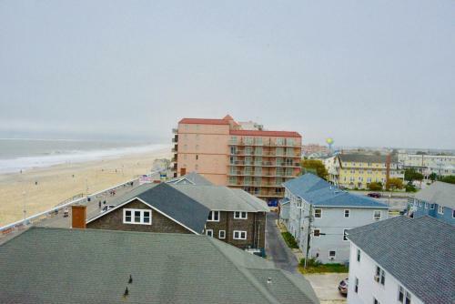 Hotel Monte Carlo Boardwalk / Oceanfront Ocean City