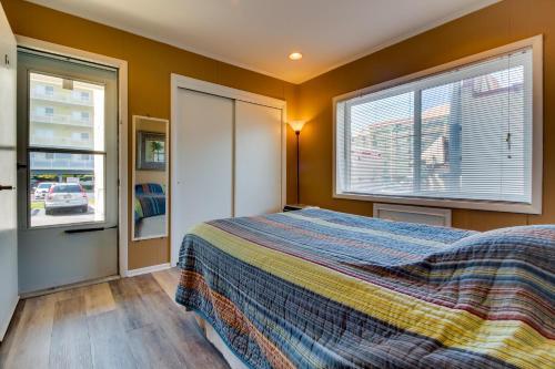 Spacious Beach Block Condo