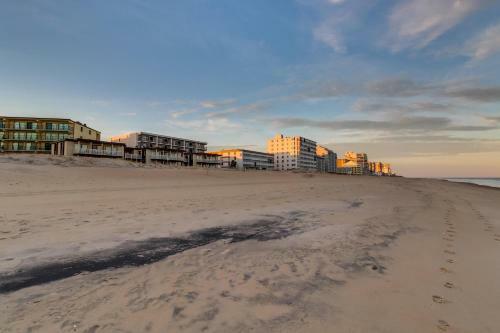Surfside East