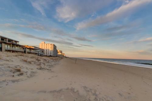 Surfside East