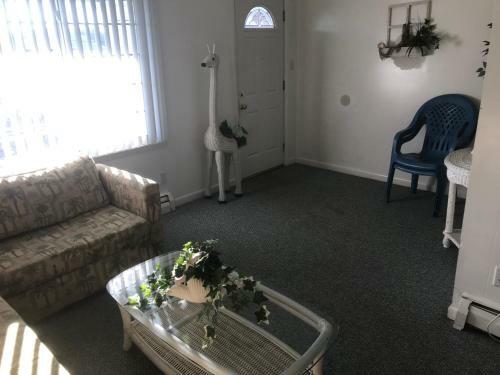 Motel Colonel Arms Luxury Suites