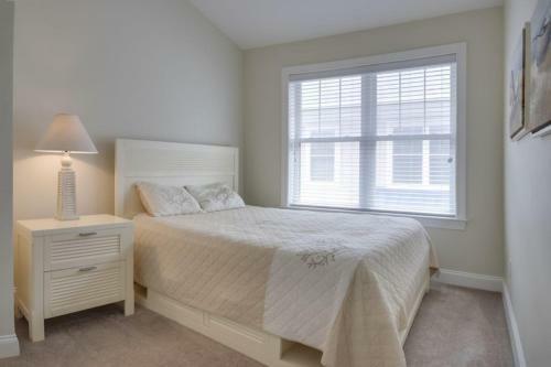1602 Sunburst 110 Home