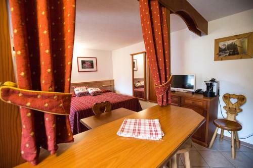 Hotel Residence Ch�teau Royal - Self Catering