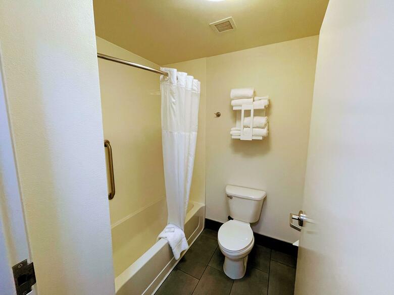 Hotel Hampton Inn & Suites Pensacola-university Mall Fl