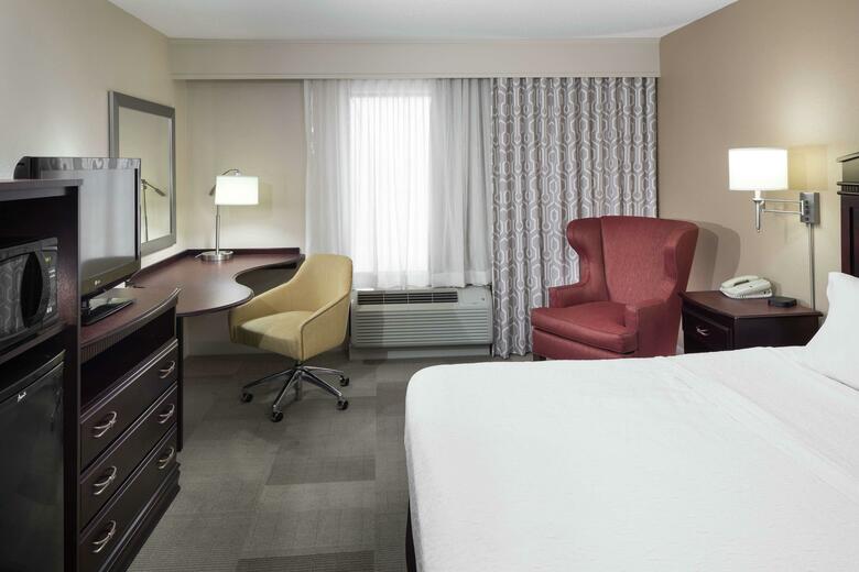 Hotel Hampton Inn & Suites Pensacola-university Mall Fl