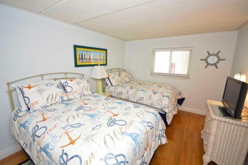 Thunder Island A-19 Home