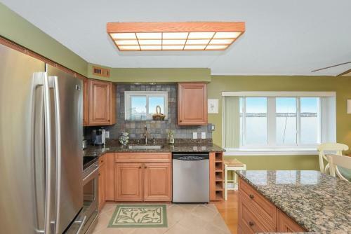 Thunder Island A-19 Home