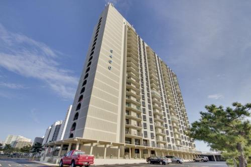 Apartamento 9400 802 Condo