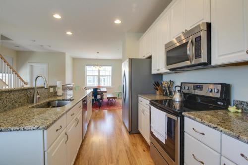 Broad Marsh Beach House II