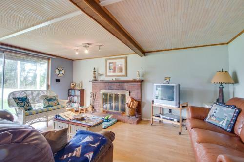 # 309 Historic Coast Guard Station - Lower Deck