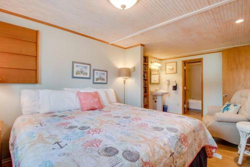 # 309 Historic Coast Guard Station - Lower Deck