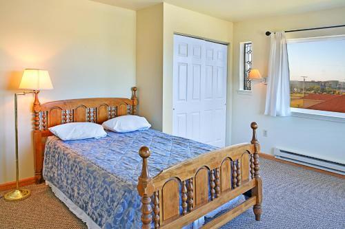 Top Town Condo At Maris Stella