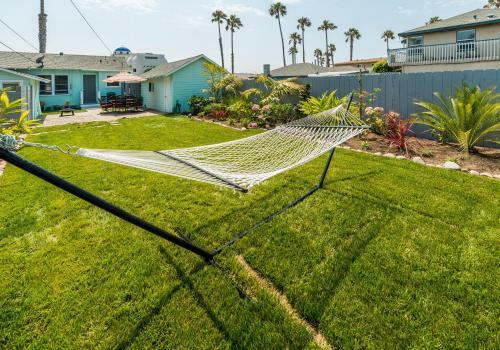 Pacific Bungalow & Tiny House
