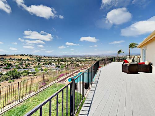 5262 Palmera Dr Home