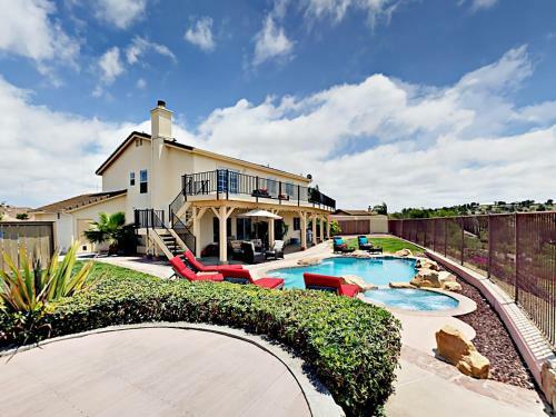 5262 Palmera Dr Home