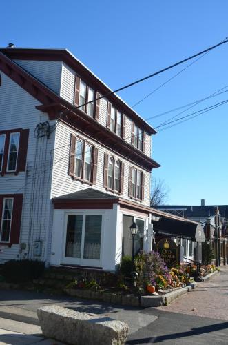 Ogunquit Seaside Retreat