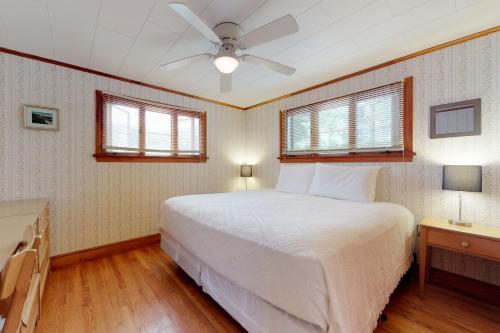 Pineapple Cottage By The Sea
