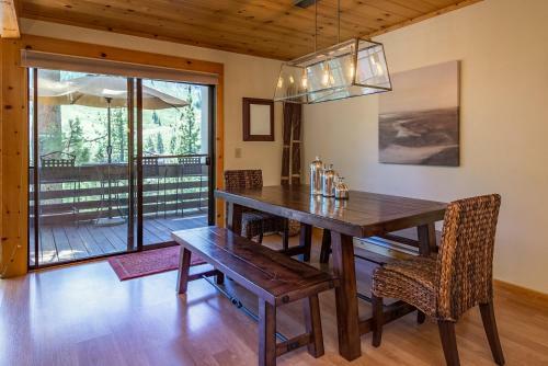 Apartamento 1783 Christy Lane Condo Unit 2