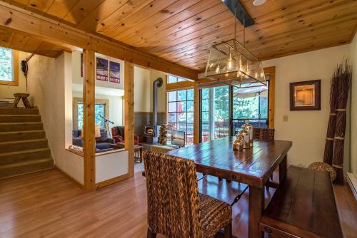 Apartamento 1783 Christy Lane Condo Unit 2