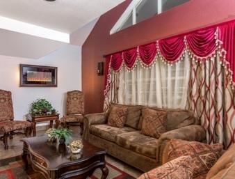 Hotel Microtel Inn & Suites